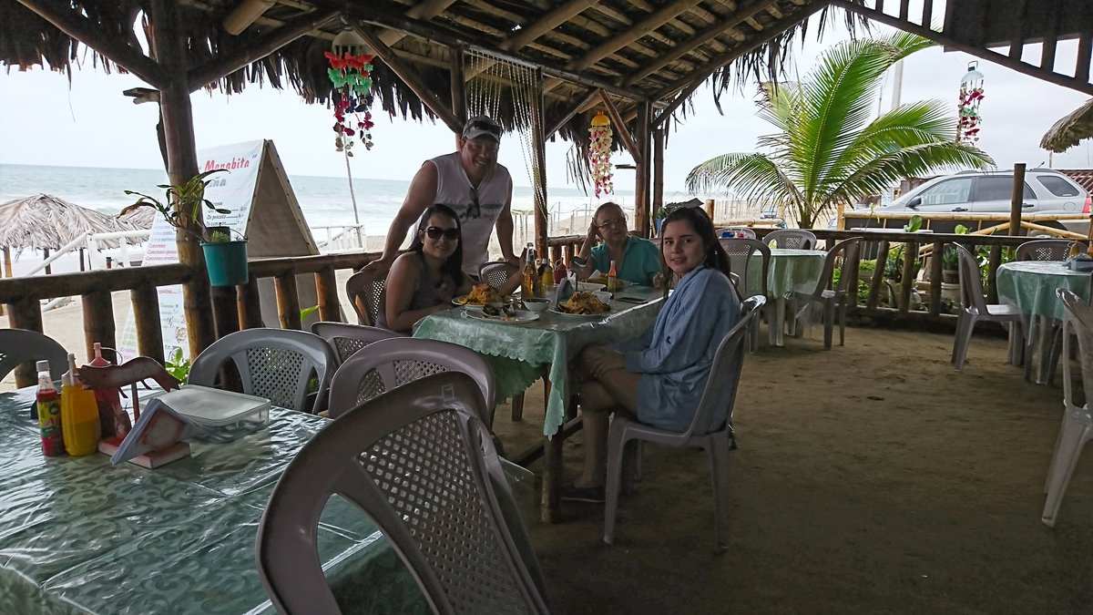 manuelbologna's tweet photo. #Engabao excelente lugar para visitar, gente amable y muy rica comida, el Arroz Engabadeño recomendadísimo. https://t.co/CME3xLcKkw