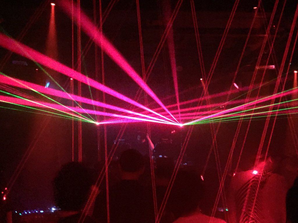 OSAM_GREENGIANT's tweet photo. #soundgram #7th #㊗️
#sndgrm
#djportal #portal
#overmono #overmonolive
#tessela #truss
#tesselaandtruss https://t.co/7t7DuJJfSp