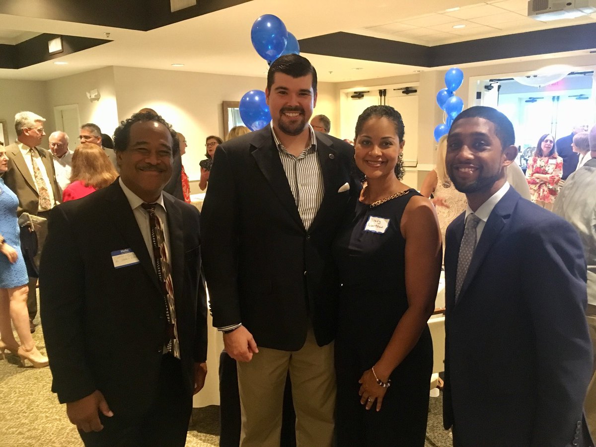 MayorBMScott's tweet photo. Glad to join the @HarCoDemocrats for their A Rising Tide Fundraiser tonight! #mdbluewave #statewidetour https://t.co/6QtkiSYXWs