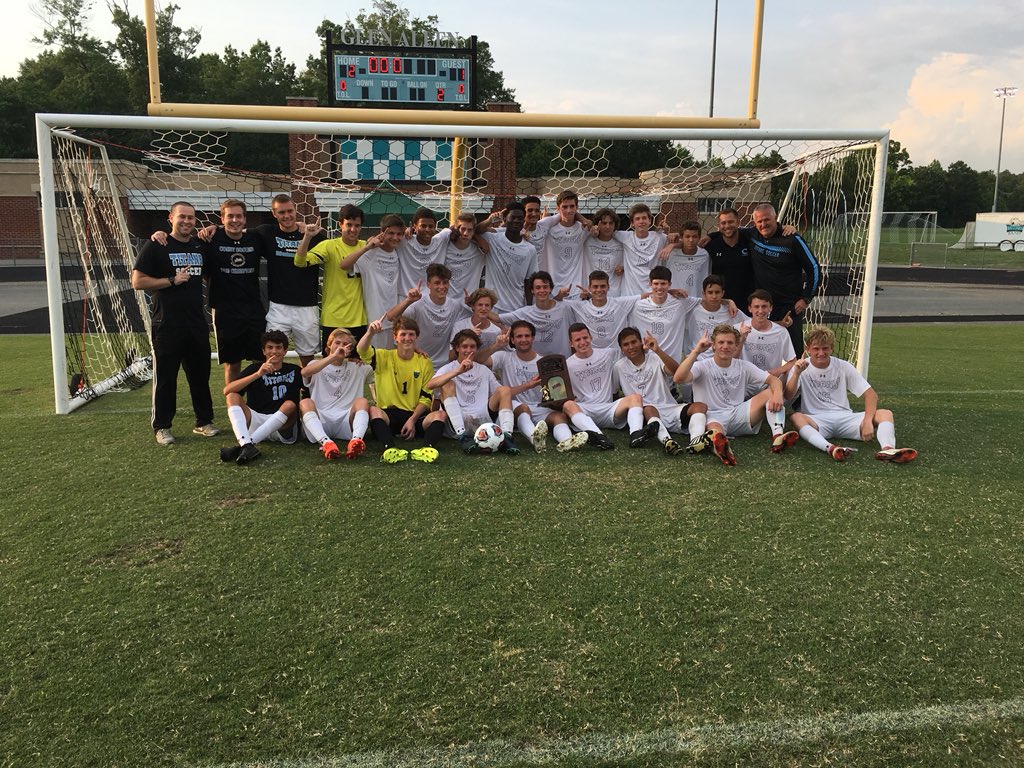 CosbyPrincipal's tweet photo. Cosby Titans State Champions for all seasons! #WeAreCosby @CosbyAthletics https://t.co/lOCiRcbSAX