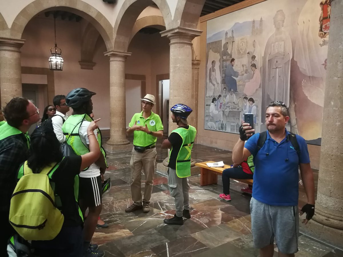 RutaPiCaSo's tweet photo. León Bike Tour receives 30 international participants of the Education for Sustainable Development Network. Thank you for trusting us
@EngGlobal @turismo_leon @SECTURGTO #GuanajuatoSustentable https://t.co/ZkC5bECCvz