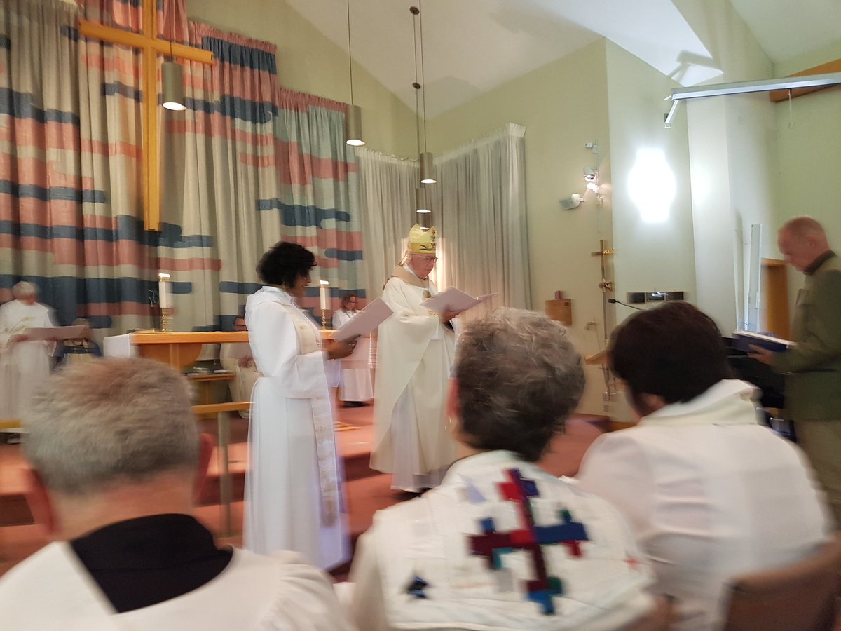 BCAnglican's tweet photo. Affirming her commitment to the people and parish of St Mary's Metchosin @aneetasaroop #ELCIC #BCAnglican #fullcommunion https://t.co/b0urHLAD4B