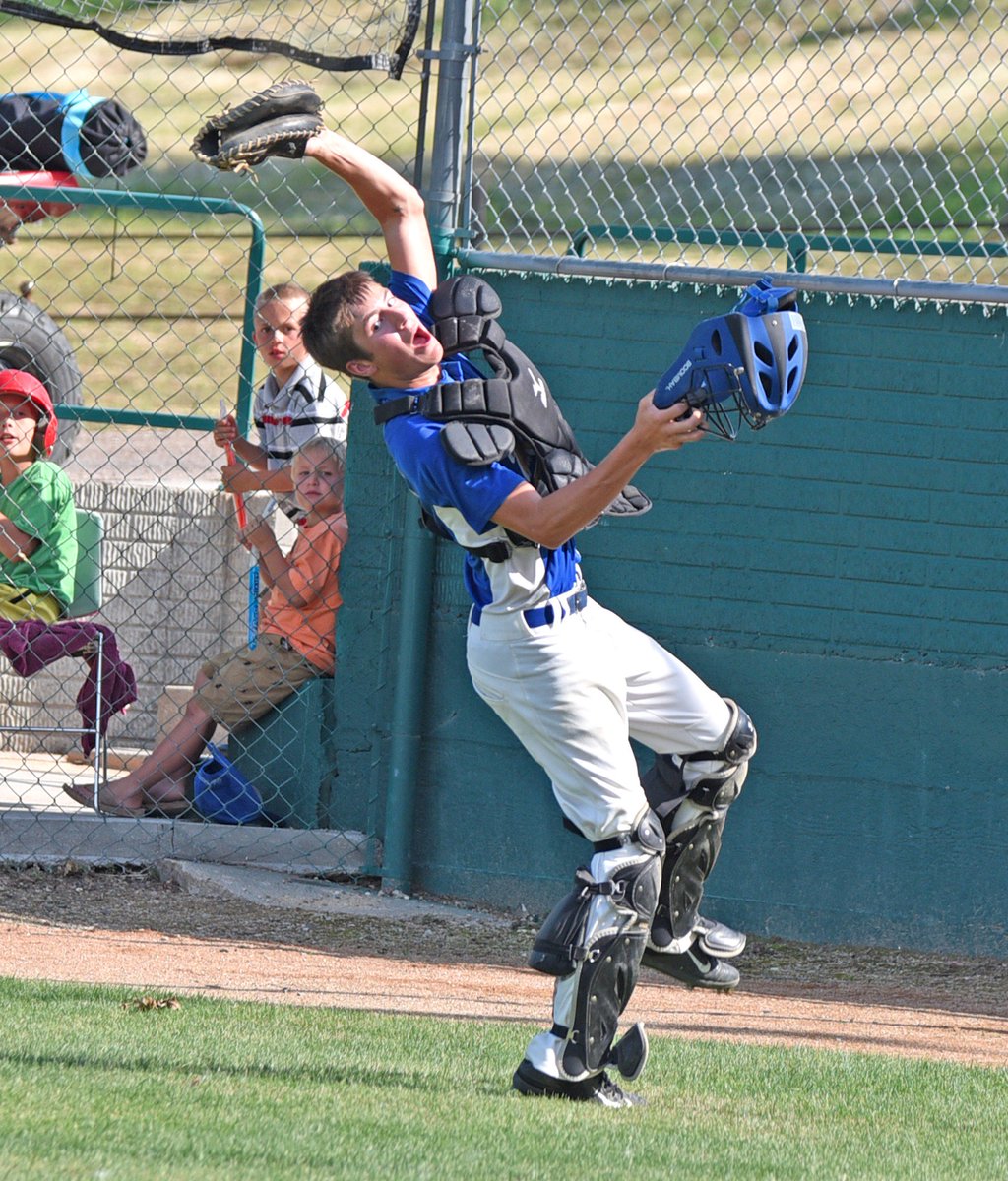 jhoeck's tweet photo. Great legion baseball game at the Lewis &amp; Clark Classic in Crofton: Tabor beat Humboldt-Hartford 3-2 on a walk-off two-run error. Essentially a rematch of the Bon Homme-Scotland vs. West Central high school Class B state title game. https://t.co/P1B0QjJlyS