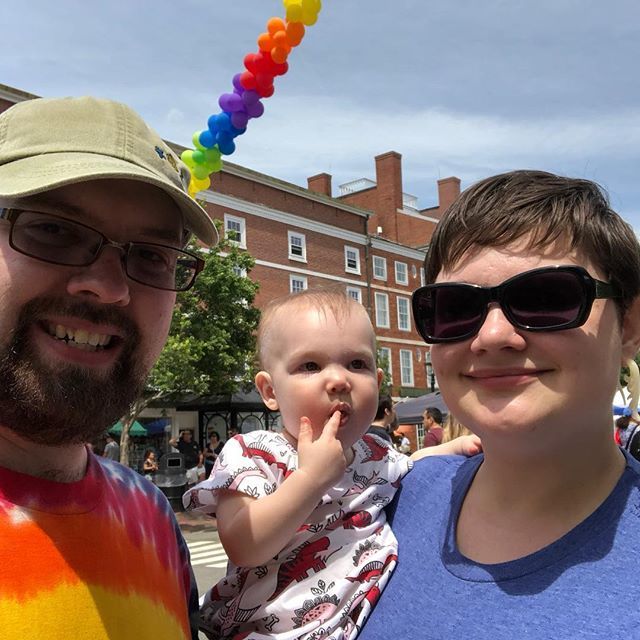 Simply_Kali's tweet photo. Market Fair Day was super fun! #alicesadventures🐇 #portsmouthlove #portsmouthnh #marketsquareday https://t.co/1XMTEZad5E https://t.co/LcFrKaRBC2