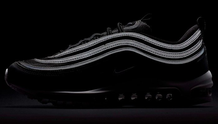 KicksDeals's tweet photo. 👌🏻 You can pickup the black/white Nike Air Max 97 for UNDER retail at $144 shipped! https://t.co/Zs7cd7lvzI (use voucher code "sneakers" at checkout) https://t.co/7nIH7ECo6J