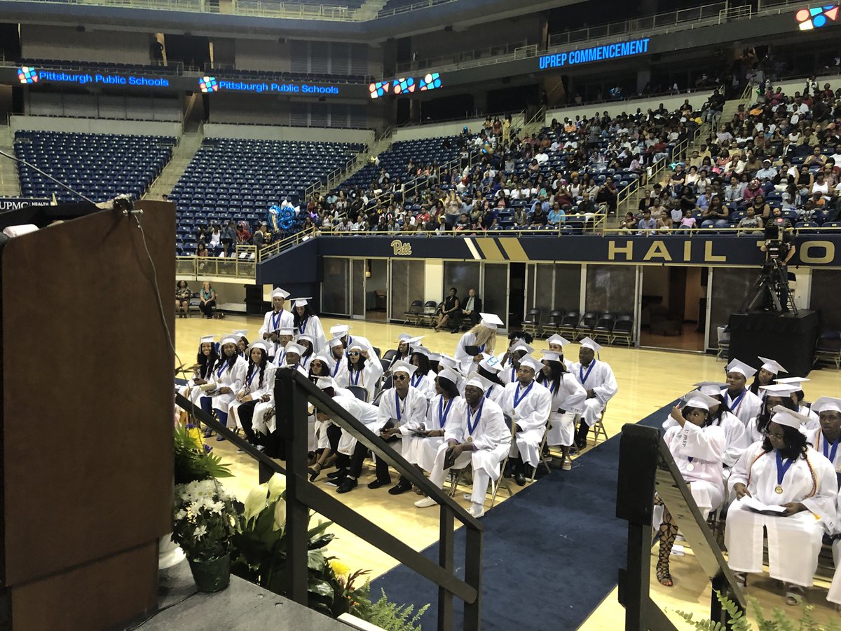 MFriez's tweet photo. Last commencement of the night!!  Congratulations to UPrep Class of 2018 on graduating!!  @AlwaysRepUPREP @PPSnews https://t.co/OAZHyCmwys