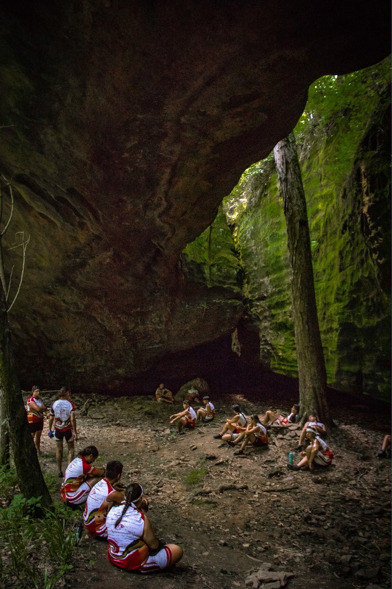 CherokeeNation's tweet photo. Amid the forced removal of the Cherokees in 1838-39, a treacherous winter took hold in Kentucky along the Ohio River. Ice was so prevalent in the river they sought shelter at Mantle Rock. It is unknown exactly how many Cherokees died.

#WeRemember #RTR2018 #RememberTheRemoval https://t.co/VaehHXE7Rb