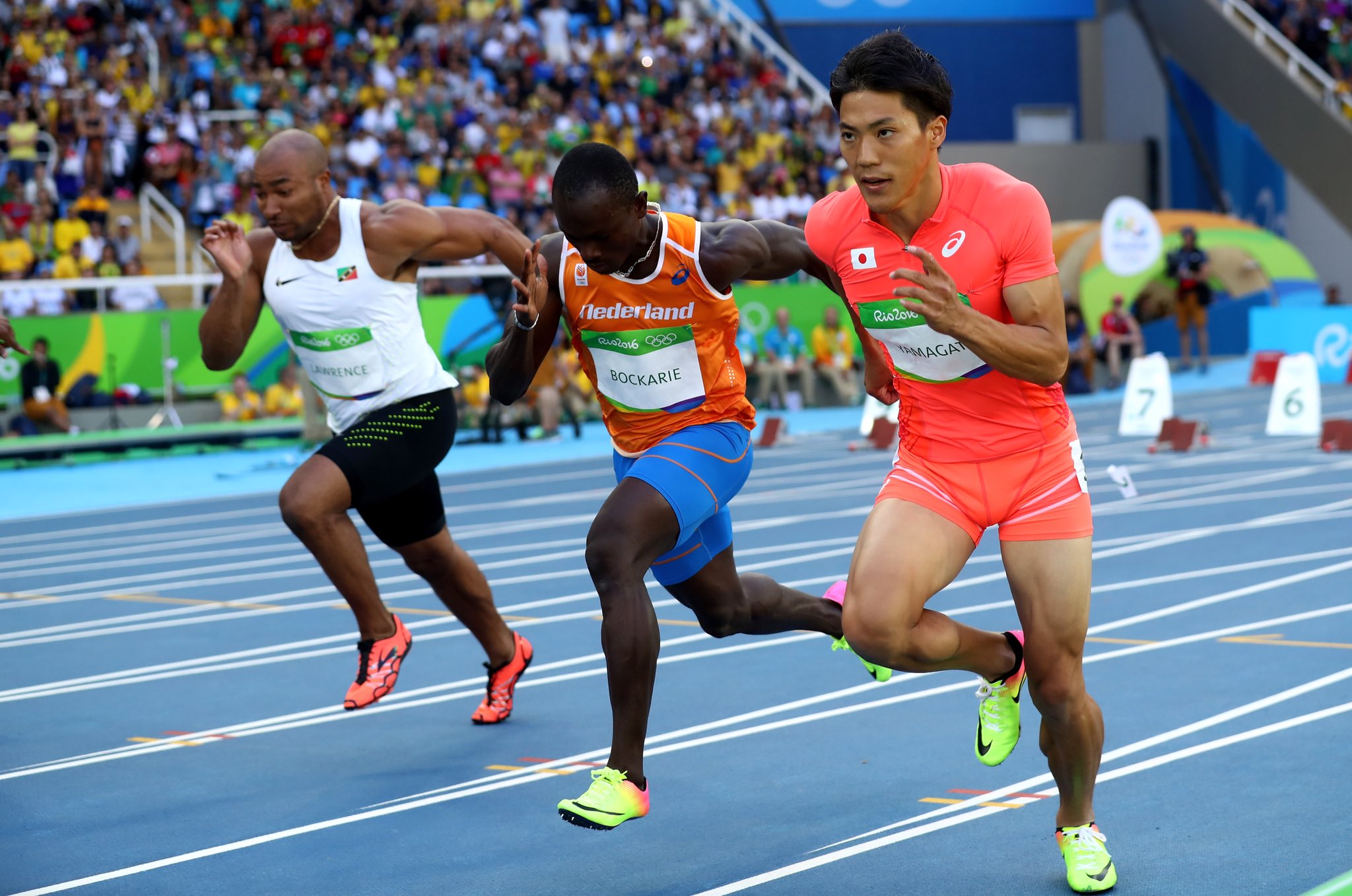 オリンピック 本日は リオオリンピック男子陸上4 100mリレーで日本の銀メダル獲得に貢献した山縣亮太選手 V7jqq の26歳のお誕生日です おめでとうございます Olympics Japan Olympic