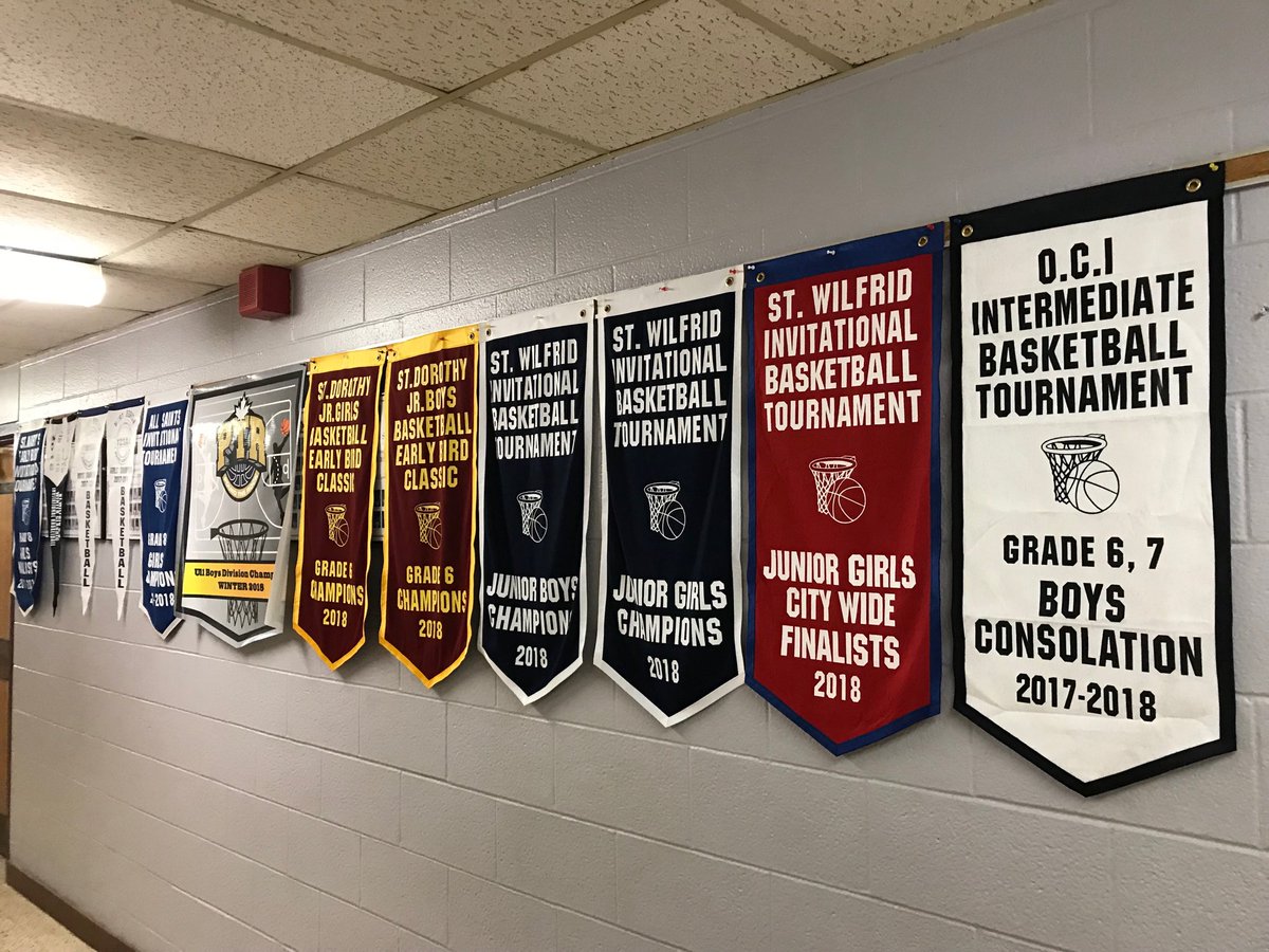 tpucci13's tweet photo. As I walk the halls, I am reminded of the incredible efforts and talents of our students and Staff... an awesome year! #saintDteam #BlessedOverAndOver #LoveThisSchool https://t.co/vhyUsIzsN4
