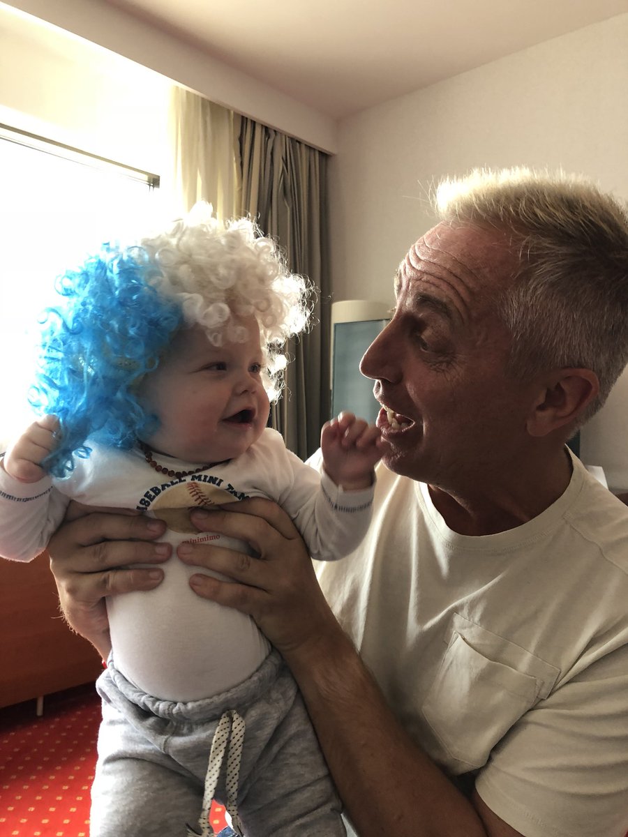 Mirko está como loco con el #mundial2018 !
Mañana 21 hs EN VIVO desde #Rusia #porelmundo por <a href="/telefe/">telefe</a> #porelmundomundial