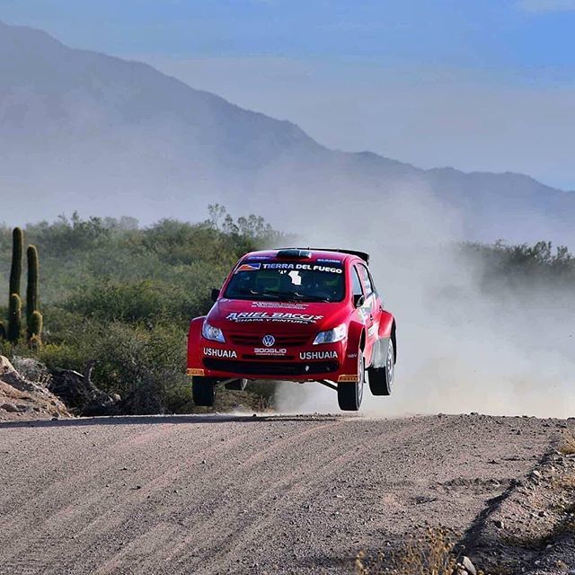 MZLDeportes's tweet photo. #Automovilimo El fueguino Mariano #Preto volΓ³ en la primera etapa del Rally de #LaRioja y se quedΓ³ con el triunfo parcial en la Clase #Junior, donde llega como lΓder despuΓ©s de tres fechas disputadas.
@rallyargentino
@marianopretorally
@arcandotdf
@c⦠https://t.co/9HiuN9Pq1a https://t.co/Ug78b9YzTX