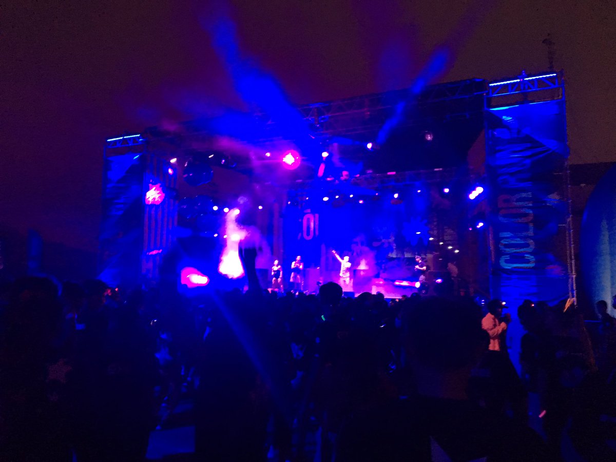 crisanris's tweet photo. Esto es una fiesta!!! Mi primera maratón #TheColorRunEntel https://t.co/cFm84TpJrz