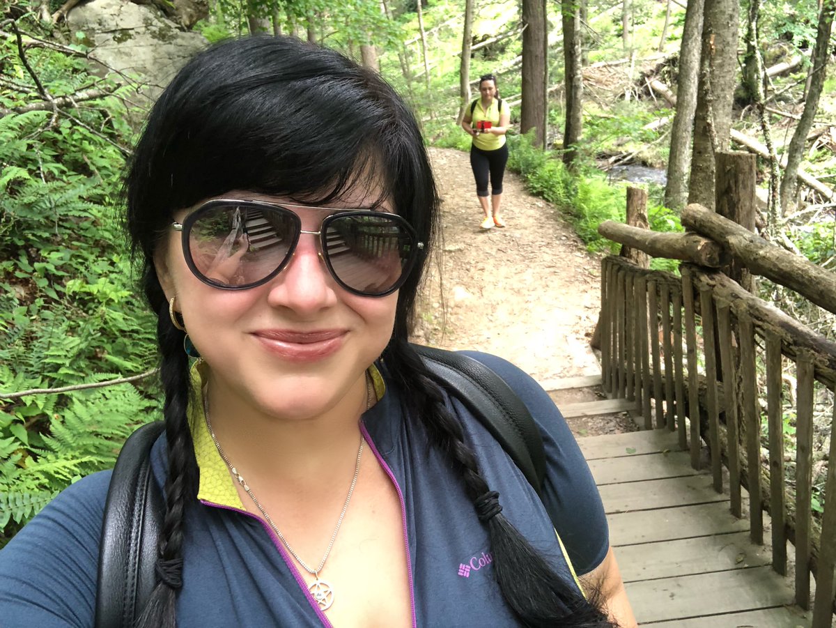 starksierina's tweet photo. All day in world of waterfalls... donโt feel my legs... But it was worth it! Note to myself: wear hiking boots, sneakers is not stable enough! Anyway we had so much fun! #chasingwaterfalls #advencha https://t.co/Gl9g8sq5cw