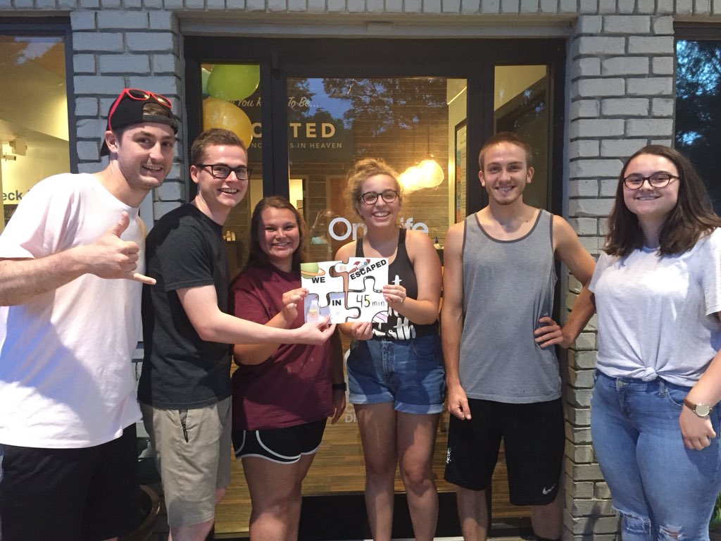 onelifech's tweet photo. 3 of the groups made it back to earth safely, but sadly, 2 of them got lost in space. :( 
#onelifech #escaperoom https://t.co/BQ6LSOA3U7