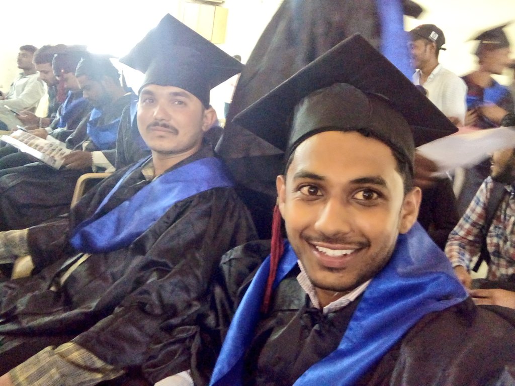 nikhilkokate143's tweet photo. Convocation 🎓 Done..Now Degree in my hand.... Fully enjoyed with Family... Proud Moment For Mother
#Convocation #Graduate #DegreeProgram #BEMech #Engineering #FamilyPic #ProudMomentForMother https://t.co/LDgFieuI42