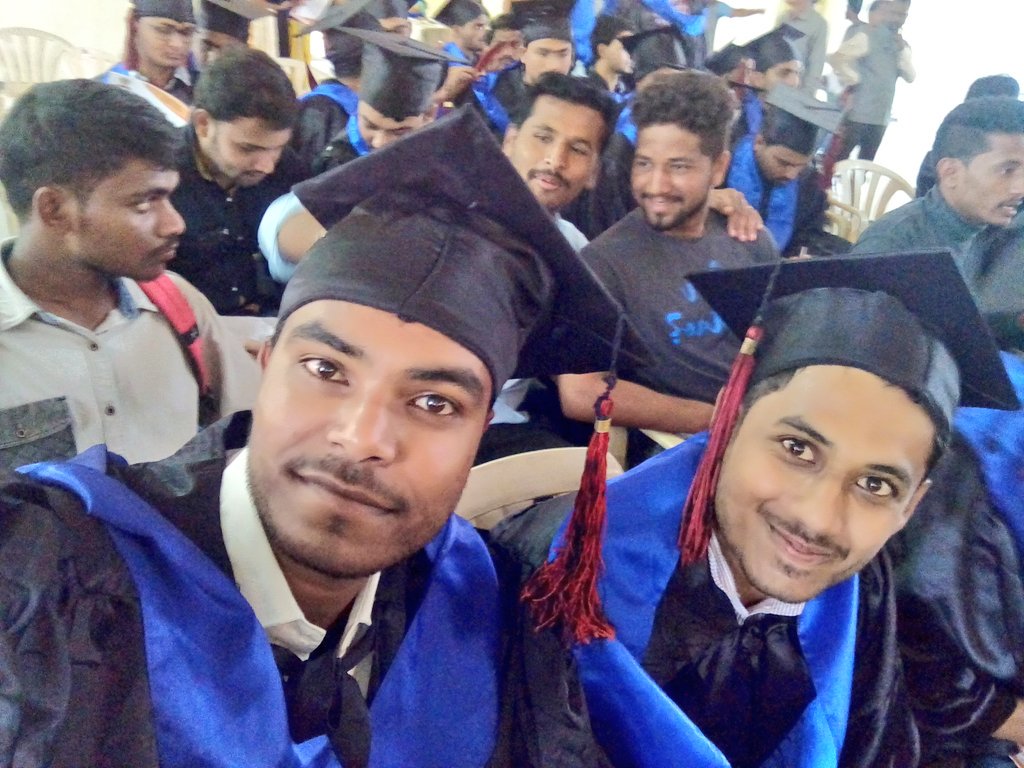 nikhilkokate143's tweet photo. Convocation 🎓 Done..Now Degree in my hand.... Fully enjoyed with Family... Proud Moment For Mother
#Convocation #Graduate #DegreeProgram #BEMech #Engineering #FamilyPic #ProudMomentForMother https://t.co/LDgFieuI42