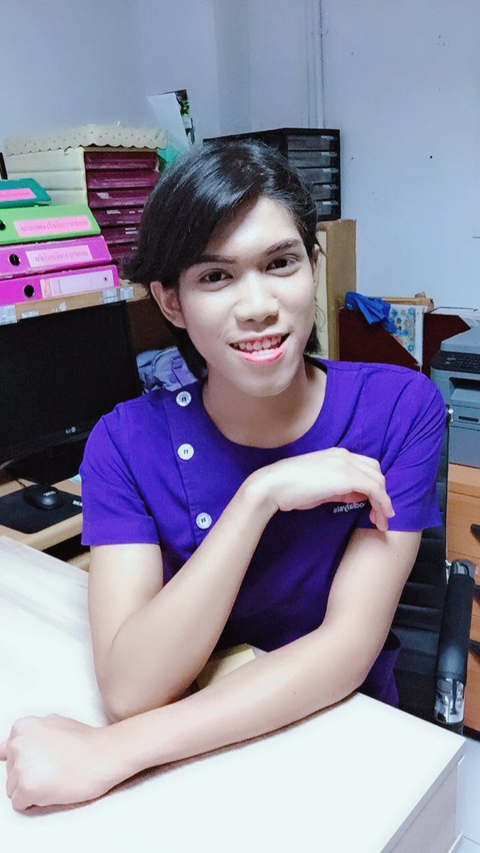 MaTom41's tweet photo. เเล้วเธมีเเฟนหรือยัง ทำมั้ยเธอน่ารักจัง...💕 สวัสดีวันหยุดเเต่เราไม่หยุด
#กะเทยคบทอม #ชอบทอม https://t.co/oDMeKggBcG