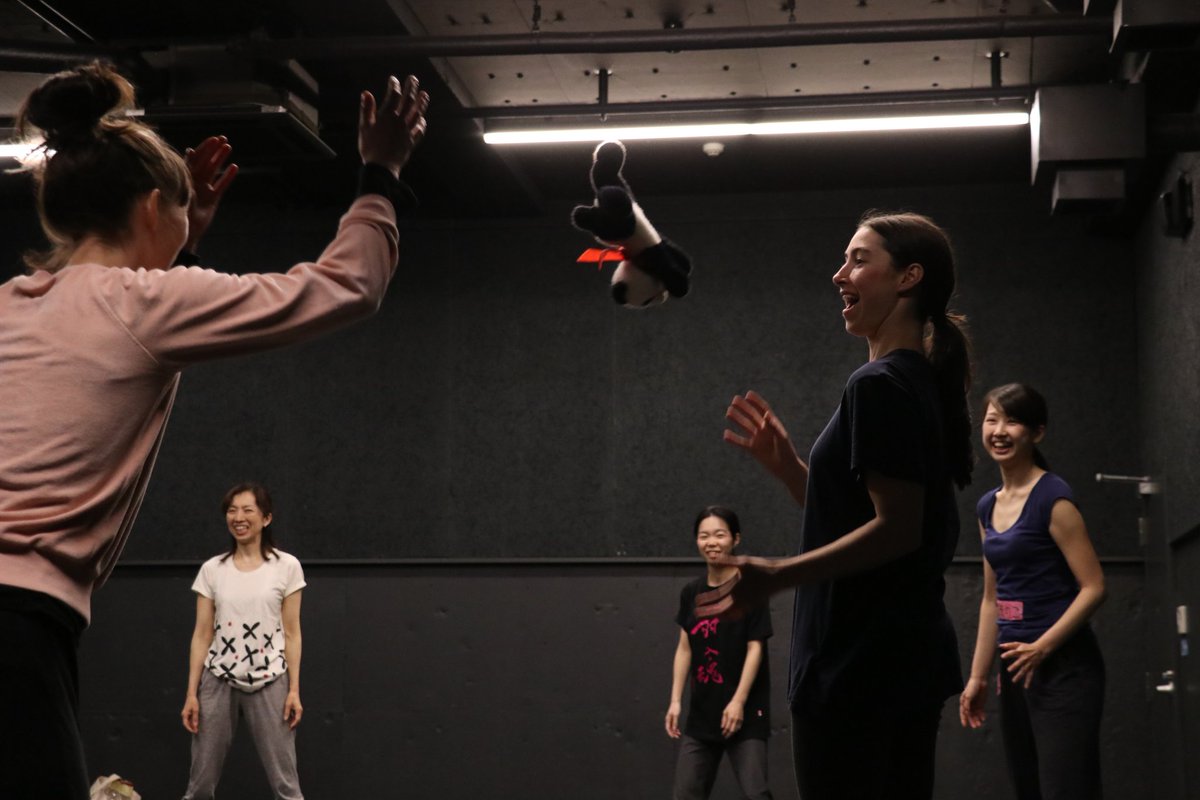 danstork000's tweet photo. Many local people participate in this class. Share the same space with people from different nationalities and speaking different languages is a unique experience. This could be a great memory of your time in Japan! #kinosaki #opendanceclass #kiac #danstork https://t.co/uF4Z1Y4JDx