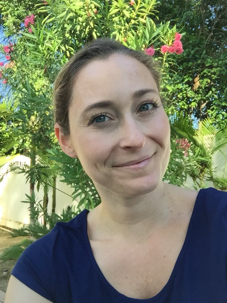 JessicaTaylorLA's tweet photo. It’s a beautiful day on set! I’m playing an EMT in this #shortfilm ! #actorslife #womeninfilm #hustle #writeshooteditrepeat https://t.co/3X6nnEz6lS