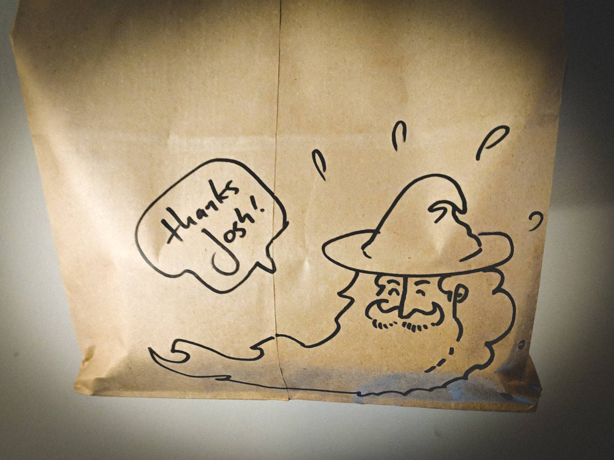 JoshBreeds's tweet photo. Delivery with a side of art! #instadelicious Thanks! @CheeseWizards https://t.co/hlopOEEc5M