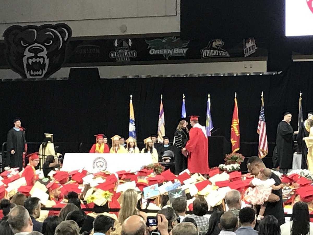 CathyCarnacchi's tweet photo. What a great day for Patrick...AHS Graduation this morning and Senior All-Night party starting at 10pm!! So proud of my graduate!! Can’t wait to see what the future has in store for him @oaklandu #redhawkforever #AHSClassof2018 @troy_athens @AthensHS18 @ldixon2 https://t.co/OlkZ7rkHBg