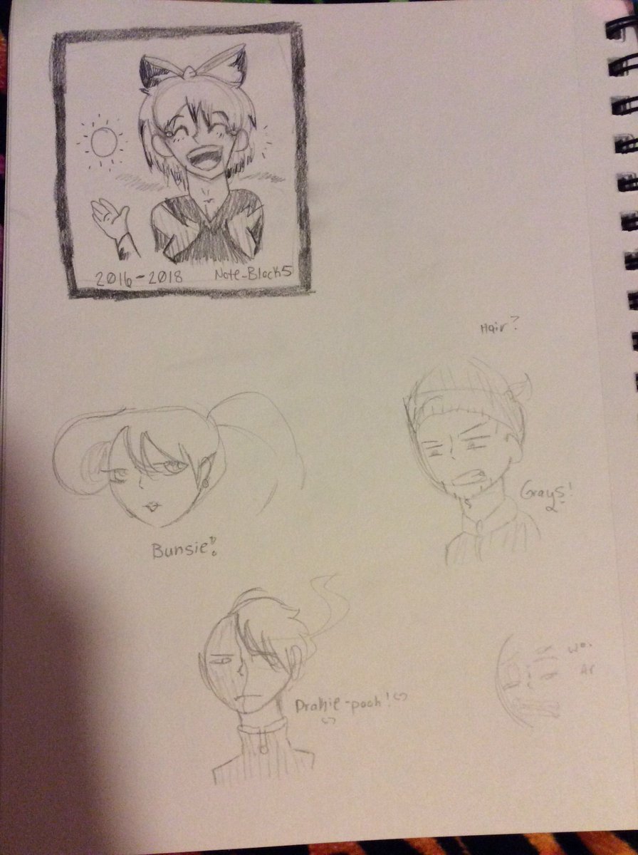 NoteBlock5's tweet image. Glow up 👌🏻 THE HAUNTED

Grayson has a man bun because I felt like it 😂