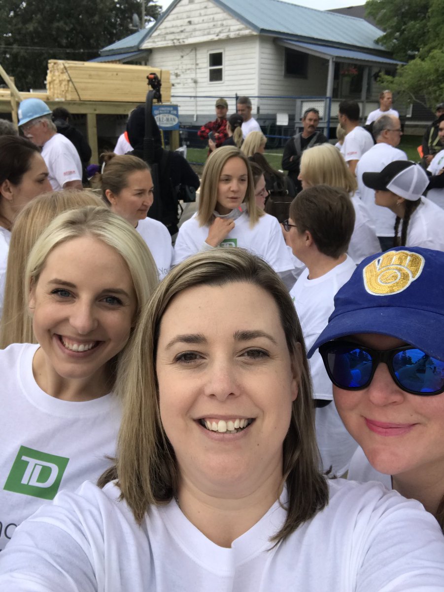 Nicole Beaton tweet media