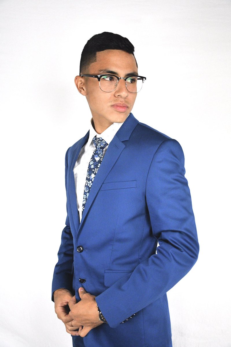 pvpit0's tweet photo. Suit up. 👔
Models: Christopher Marenco &amp; Luka https://t.co/eEDK4t9kzv