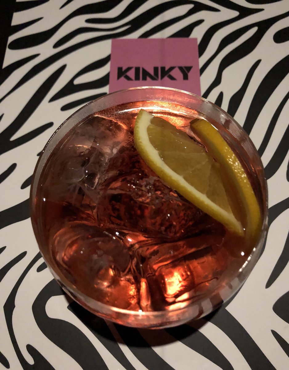 Vinicast tweet media