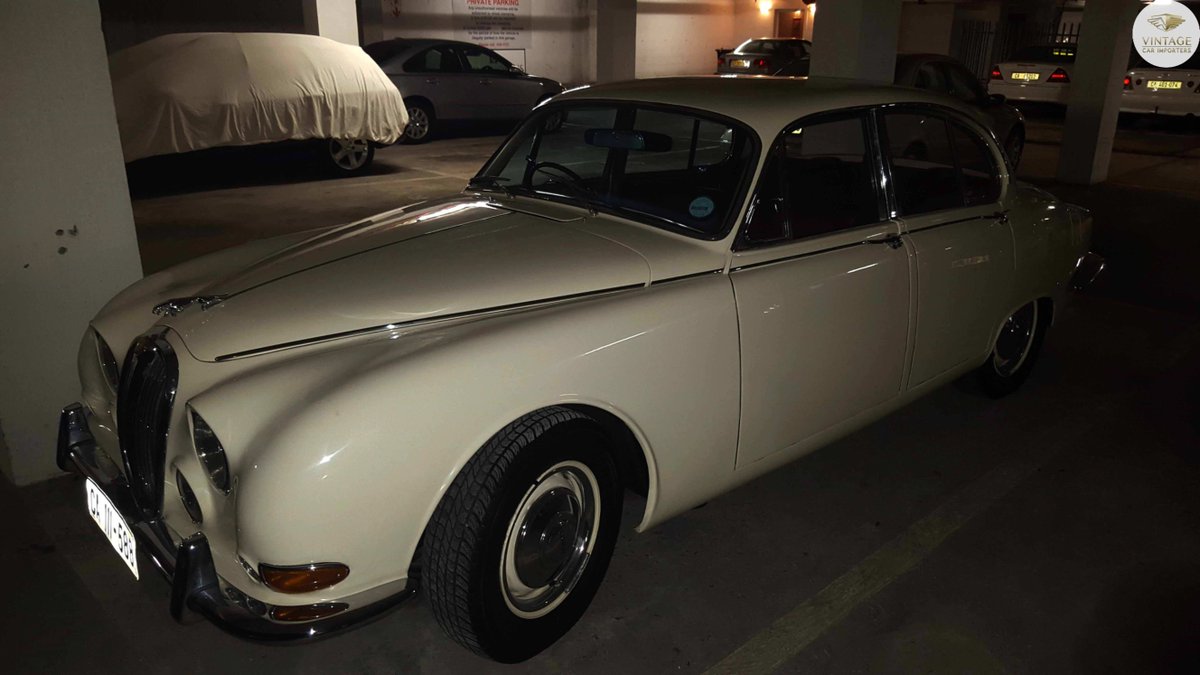Got parking... Jaguar SType #IG #VCI @vintagecarimporters #ClassicCars #VintageCars #CapeTown #SouthAfrica #Imports #Exports #Shipping <a href="/My_Octane/">MyOctane</a> #MyOctane #photography #automotivephotography #Jaguar #SType