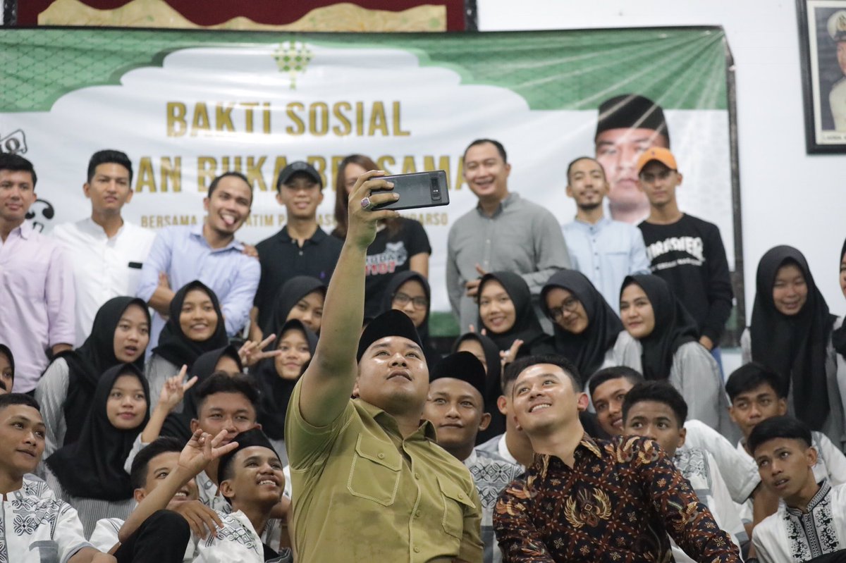 PSYCHO1107's tweet photo. Bakti Sosial dan Buka Bersama anak Yatim di Panti Asuhan Yos Sudarso. https://t.co/cEcUvIHzxu