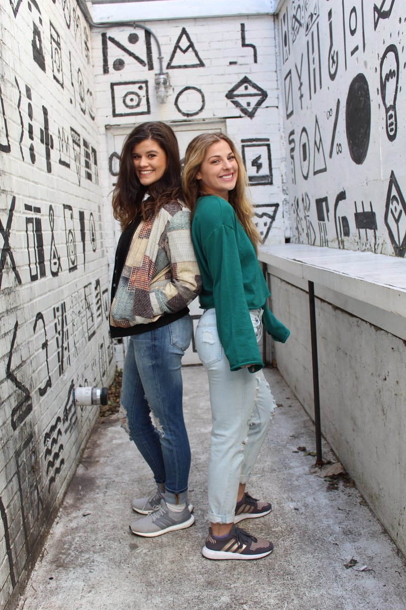 cdmayo33's tweet photo. So thankful for another year of my girl! Celebrating you is so much fun! I hope you had the best day ever, Co Drake!! I love you!!! 💕 🎉🤪 https://t.co/8HlFWx9Y49