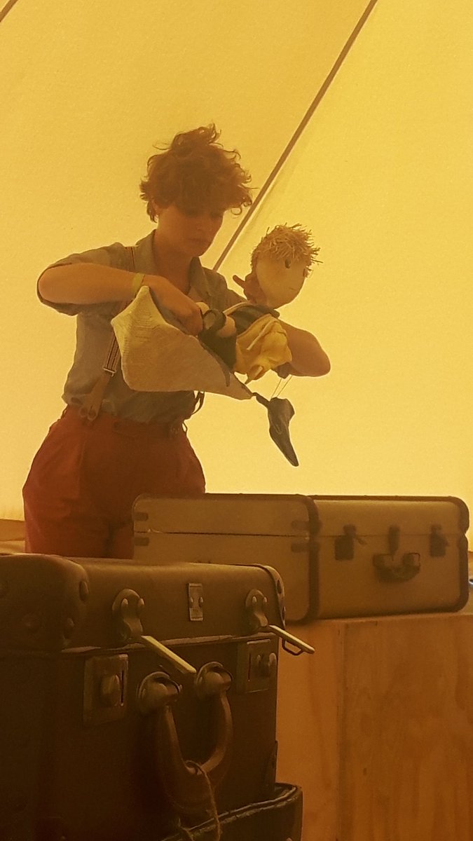 <a href="/missFflewis/">Miss Ff Lewis</a> aryaan enjoyed listening to this tory teller at the beyond the boarder story telling festival tell a tale about how bad plastic was to sea creatures