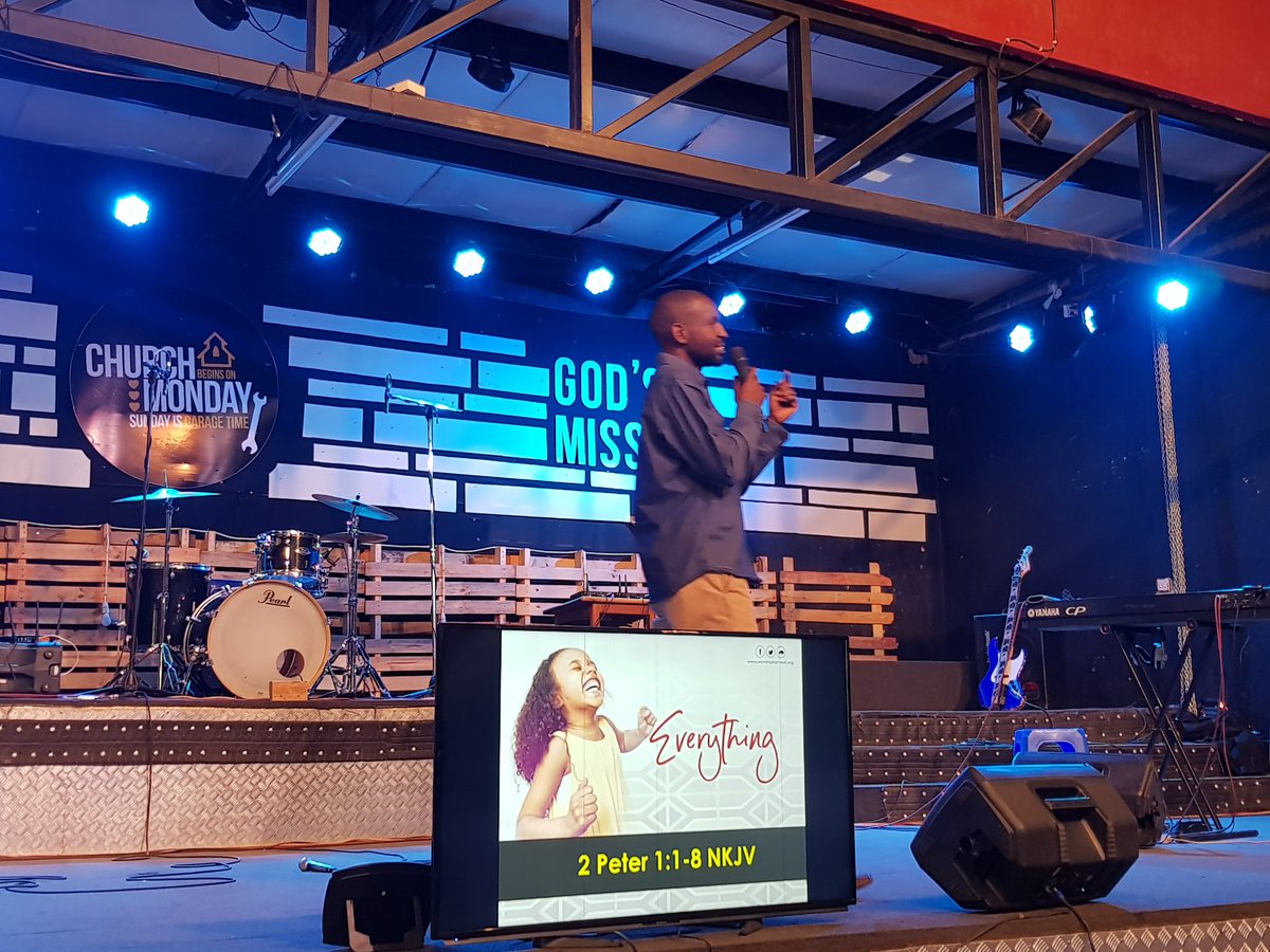 noahbaalessanvu's tweet photo. Our facilitator for the Word today @Sugarfootdee here @worship_harvest #WHNaalya #CBOM https://t.co/nTWst9VzbD