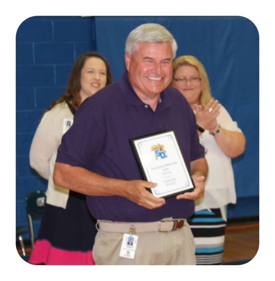 South Davidson Middle School is honored to announce our 2018-2019 Teacher of the Year is Mr. Sandy Young! Congratulations Mr. Young! <a href="/dcsnc/">@DCSNC</a>