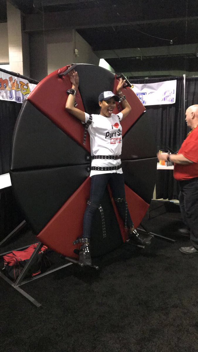 ASSETS4PLAY's tweet photo. @EXXXOTICA thank you for the fun! @chaturbate #EXXXOTICAChicago https://t.co/MpgWEPajRq