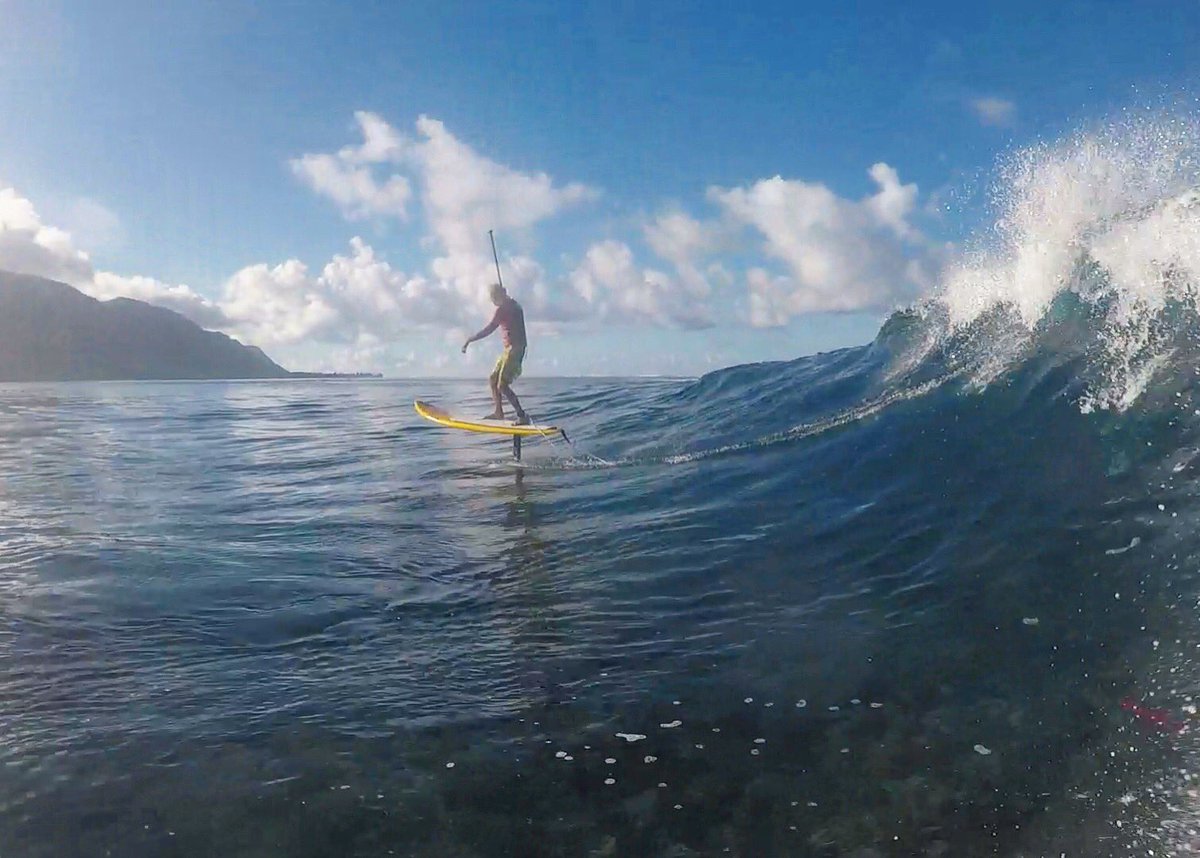 GregTixier987's tweet photo. Sharing the vibe 🏄🏻‍♂️🌊🤙🏻 @OfficialMauiJim #surf #surfing #gregtixier https://t.co/gpoqwPzejH