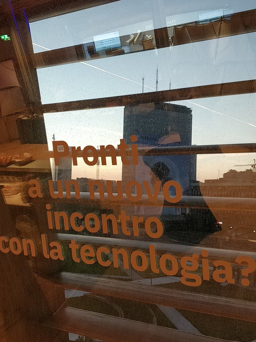 fusillicode's tweet image. Good morning/night #CognitiveHack #ThinkMilano 😉