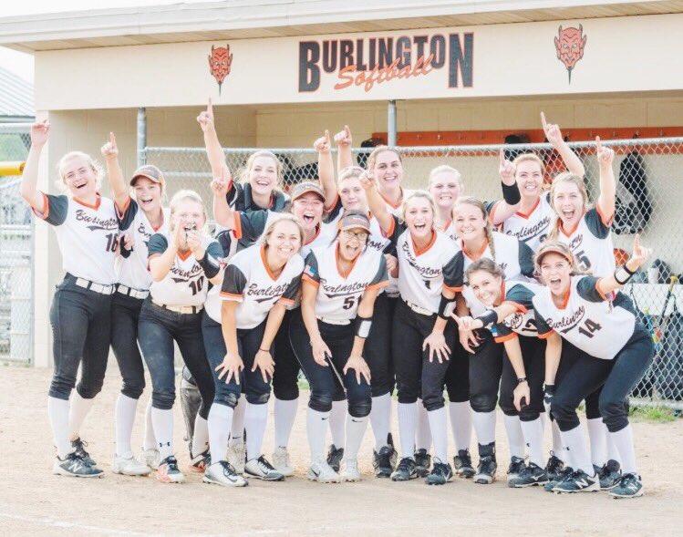 maddieberez's tweet photo. did the unexpected, once again...much love to all my teammates, and especially to our seniors who did everything for us and for the sport⭐️ https://t.co/9YPPHbhEl5