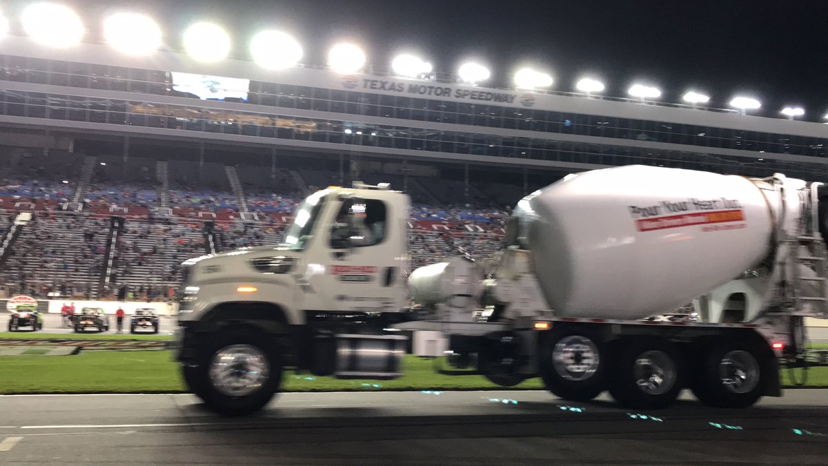USConcrete's tweet photo. An awesome display of power @TXMotorSpeedway during the #DXC600. #redimix #dfw #concrete #mixerdrivers #cdl #cdldrivers #reditogetstarted https://t.co/kYyCpALhk5