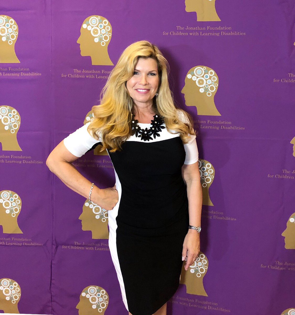 cathy_cimoch's tweet photo. This was my red carpet moment at the Jonathan Foundation Gala last night in LA. I’ve been on the board of directors for over 5 years. We raise money for Children with Learning Disabilities. I have been a board member for over 5 years! Great event! https://t.co/LhfVRLutqY