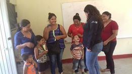 ConafeRuiz's tweet photo. Nuestra delegada siempre atenta a los integrantes de las comunidades con esa sencillez por una educación de calidad.
Gracias!!!!!! @Eicarrilloa @ETorresRivera1  somos familia CONAFE https://t.co/glFPkWo1MR