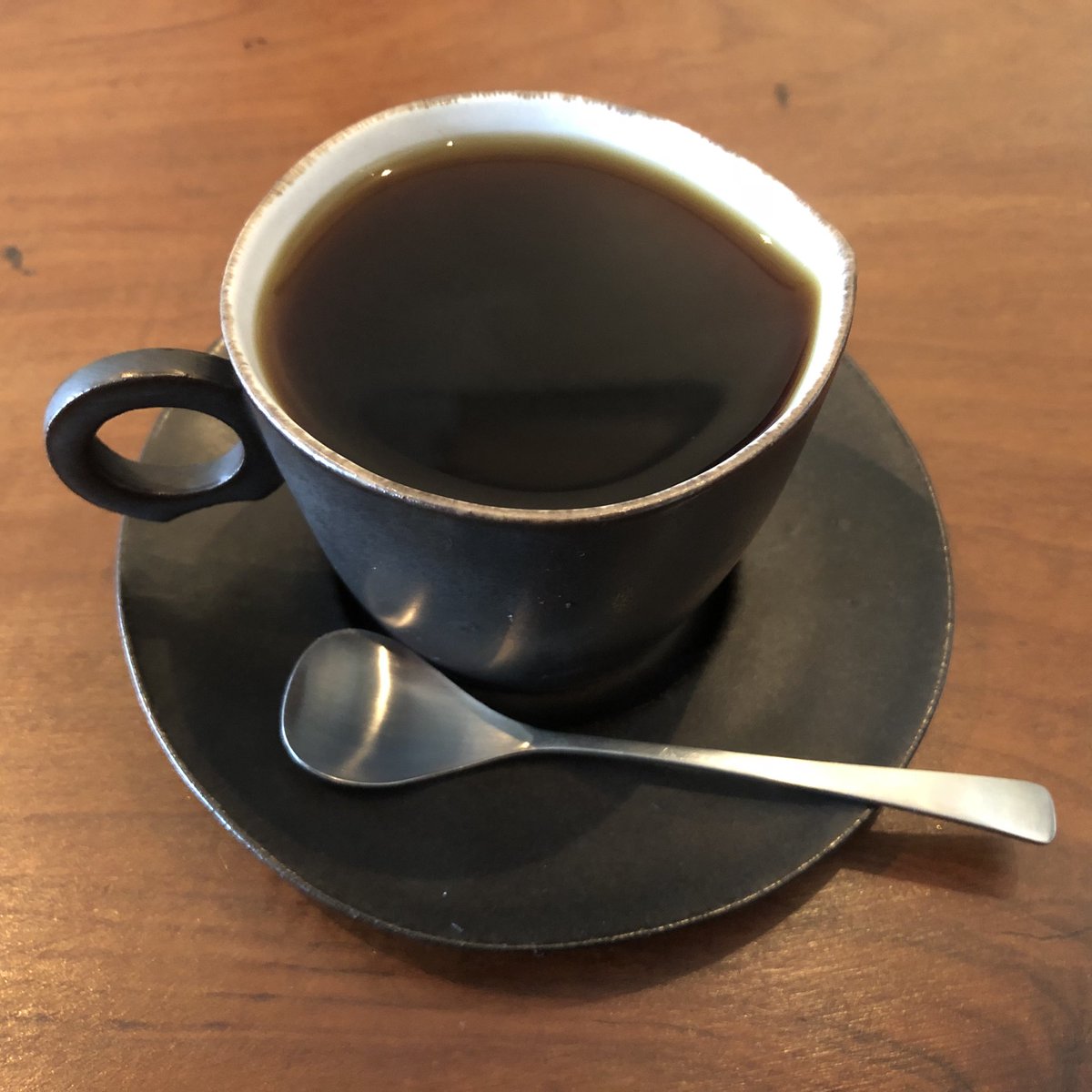 tabeneko3's tweet photo. バタートースト、4種のチーズトーストとあっさりロ��ストのコーヒー。朝はあっさりがいい。もちろんトーストはシェアで。#コーヒーハット #松屋町カフェ #トースト #カフェ巡り #大阪カフェ #コーヒー好き https://t.co/G6i89Iu4QO
