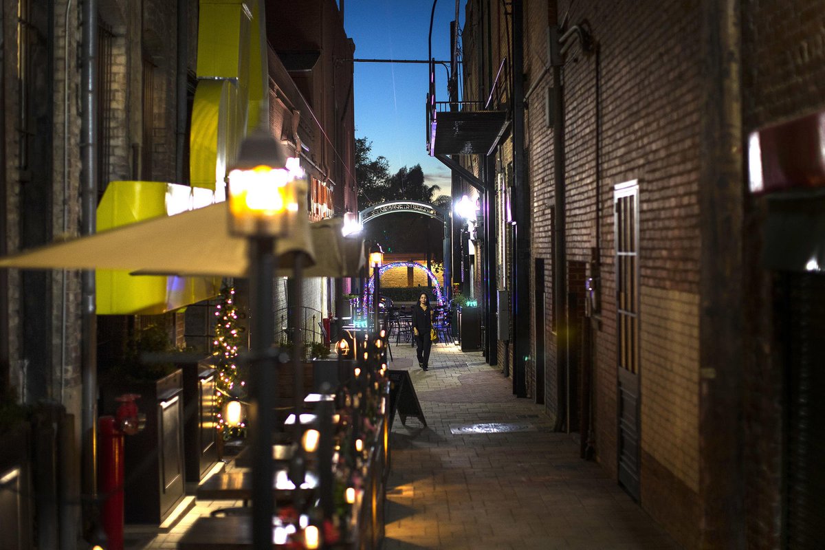 crowdcontrolus's tweet image. RT @latimes: In shadow of San Andreas fault, hundreds of Inland Empire buildings face collapse in huge earthquake lat.ms/2EbuLim