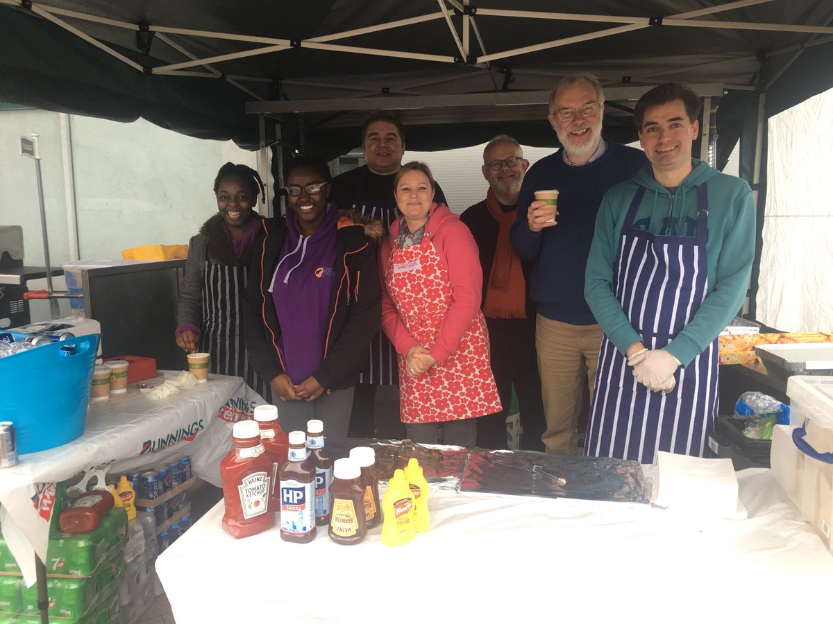 CrescentSupport's tweet photo. And we are off ! Another #SausageSizzle @bunnings_uk #HatfieldRoad raising funds for #HIVSupport #StAlbans #Herts hope to see you there from 9.30am https://t.co/ceZYvSYoJy