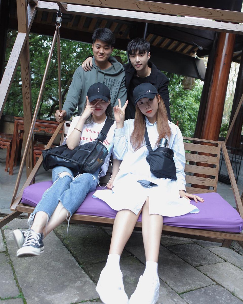 EXOXOXOID's tweet photo. 180910 haeunchoi_: LAY

‘진짜’ 가족사진 찍은 날❣️👨‍👨‍👧‍👧
https://t.co/JXyBRtSp7F
https://t.co/3YD6yP0AJ0

#dafBAMA2018EXO #EXO #엑소 @weareoneEXO https://t.co/2ILPwG1Gqm