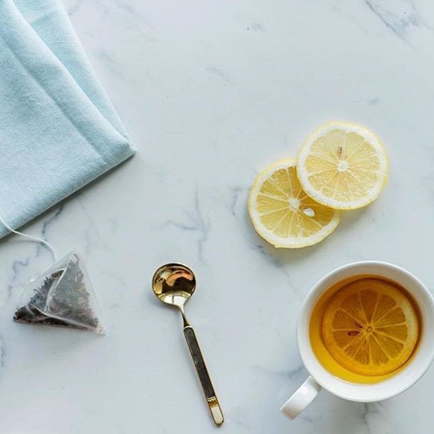 teatrunk's tweet image. Did you know tea can slow down the aging process and reduce the risk of premature aging? #teafacts #benefitsoftea #tea #teatrunk #sundayisfunday #teatime #teapost #teaofinstgram