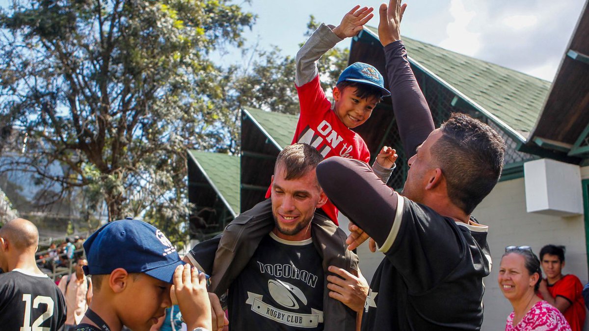 Porque en Venezuela también hay historias positivas, esperanzadoras. Porque aquí hay personas que se construyen su futuro. Por eso lanzamos este premio: lavidadenos.com/premio-lo-mejo…