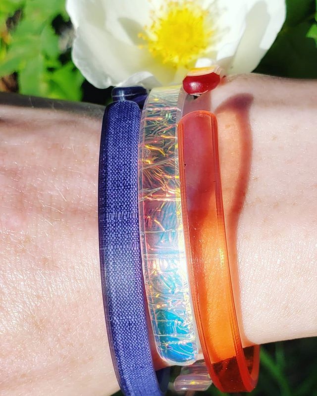 Stephanie_Pipke's tweet photo. #saturdaystyle Love the warmth of the summer sun🙂
.
.
.
.
.
. .
.
#cbastyle #ecofriendlyjewelry #ecostyle #instagood #ecofriendly #blogger #styleblogger #lifeisyourstyle #sustainablestyle #braceletstacks #bracelets #jewelry #wiw #ootdjewelry #entrepr… https://t.co/TCvl9CdADz https://t.co/WTas93zI4F
