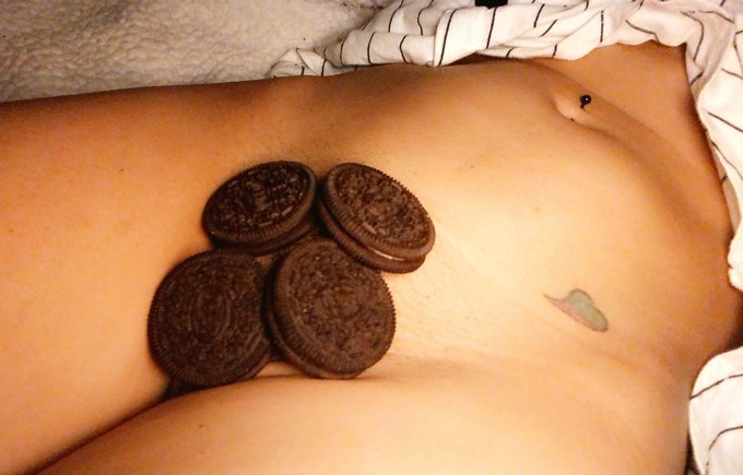 How to catch a CUNTY Cookie🍪Monster🤣😈👅 https://t.co/M4aQdF75wP